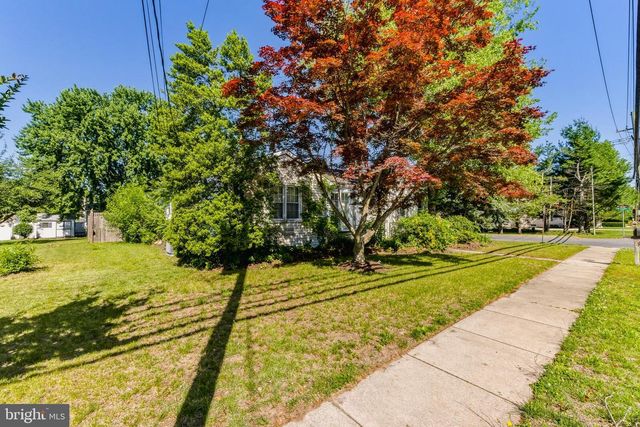 1130 RED BANK AVE, West Deptford, NJ 08086