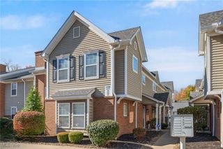 3398 Lenox Village Drive 236, Fairlawn, OH 44333