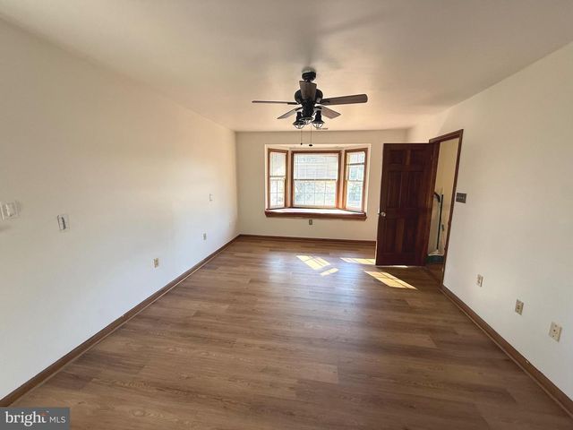 9608 BURKE VIEW AVE, Burke, VA 22015