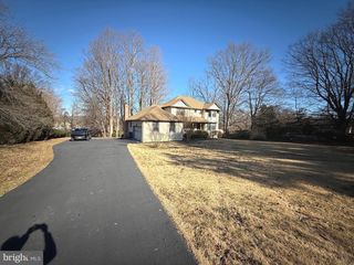 9608 BURKE VIEW AVE, Burke, VA 22015