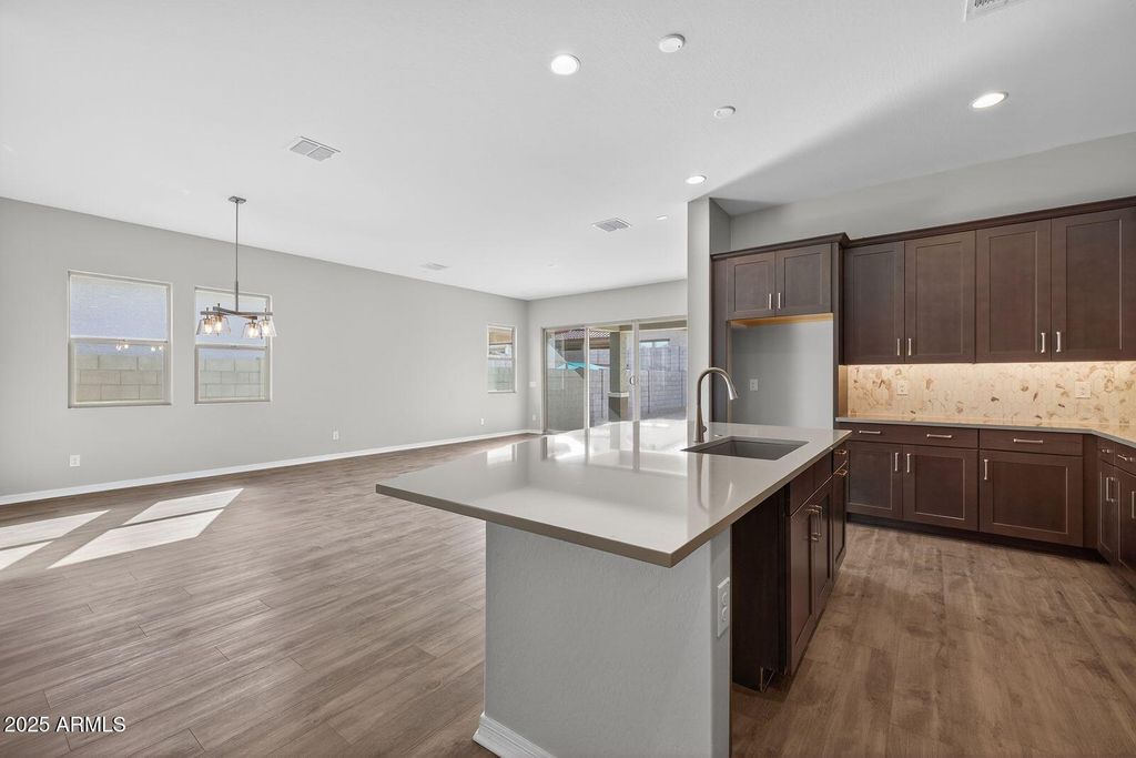 Image 13 of property listing at 3191 W Santa Rosa Road, San Tan Valley, AZ 85144