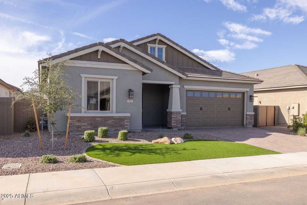 Image 2 of property listing at 3191 W Santa Rosa Road, San Tan Valley, AZ 85144