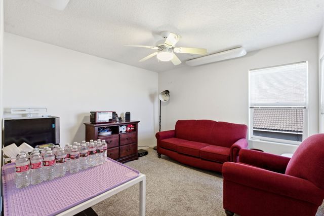 4613 Cactus Avenue NW, Albuquerque, NM 87114