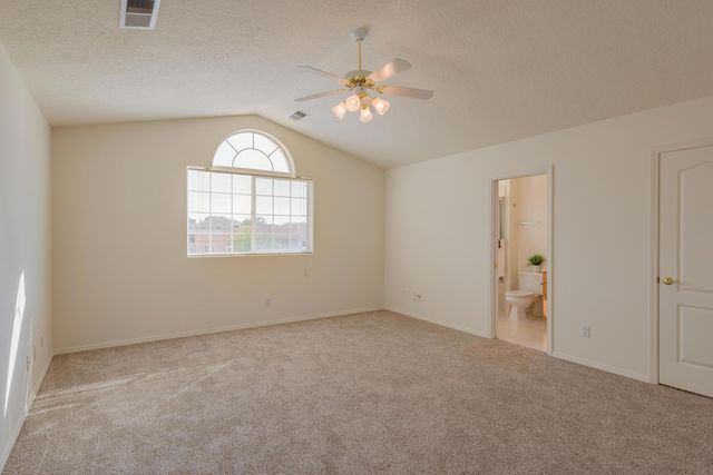 4613 Cactus Avenue NW, Albuquerque, NM 87114