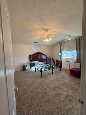 4613 Cactus Avenue NW, Albuquerque, NM 87114