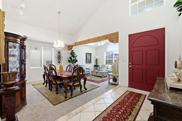 4613 Cactus Avenue NW, Albuquerque, NM 87114