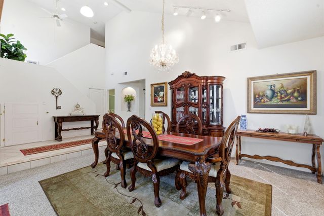 4613 Cactus Avenue NW, Albuquerque, NM 87114