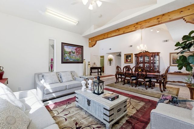 4613 Cactus Avenue NW, Albuquerque, NM 87114