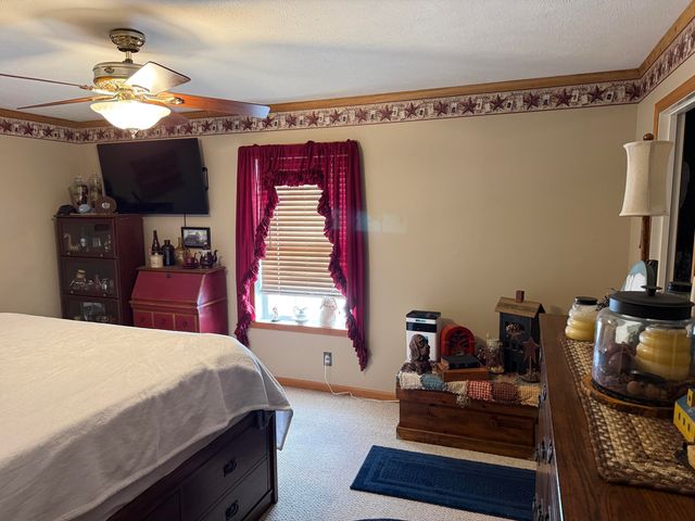 10289 Lee Road, Grass Lake, MI 49240