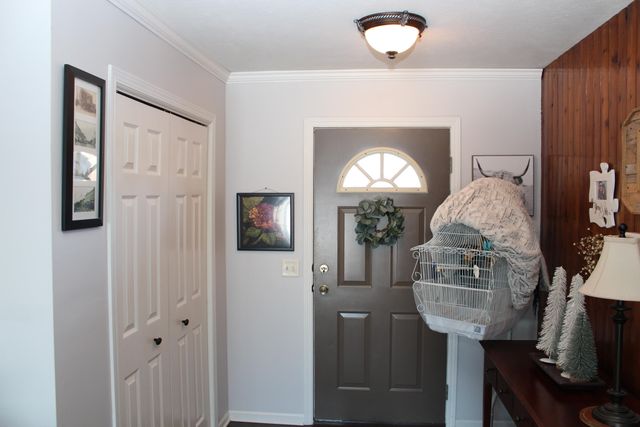 10289 Lee Road, Grass Lake, MI 49240