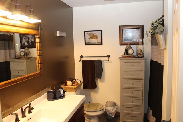 10289 Lee Road, Grass Lake, MI 49240