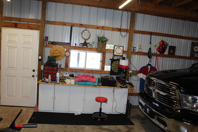 10289 Lee Road, Grass Lake, MI 49240