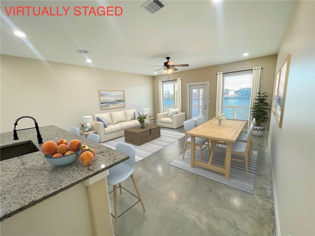 13957 FORTUNA BAY Dr B, Corpus Christi, TX 78418