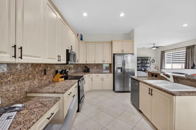 7873 Royal Lace Terrace, Lake Worth, FL 33467