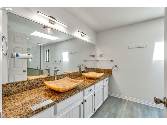 2785 ARBOR Dr, West Linn, OR 97068