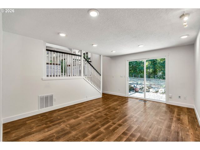 2785 ARBOR Dr, West Linn, OR 97068