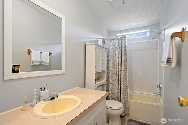 60 E Crimson Peak Road, Belfair, WA 98528