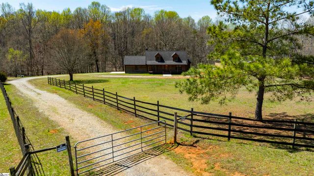 171 Hickory Road, Williamston, SC 29697