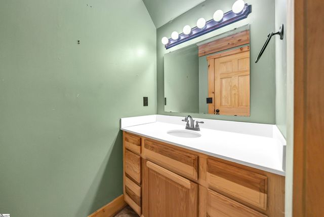 171 Hickory Road, Williamston, SC 29697