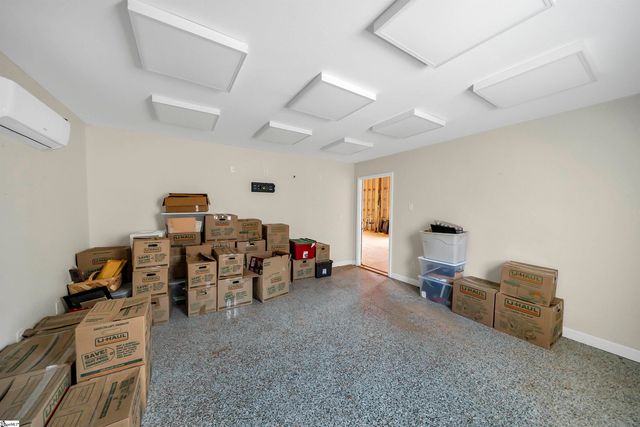 171 Hickory Road, Williamston, SC 29697