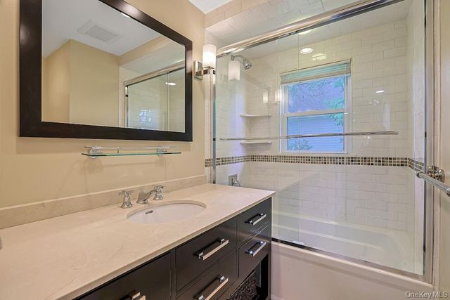 305 Stratton Road, New Rochelle, NY 10804