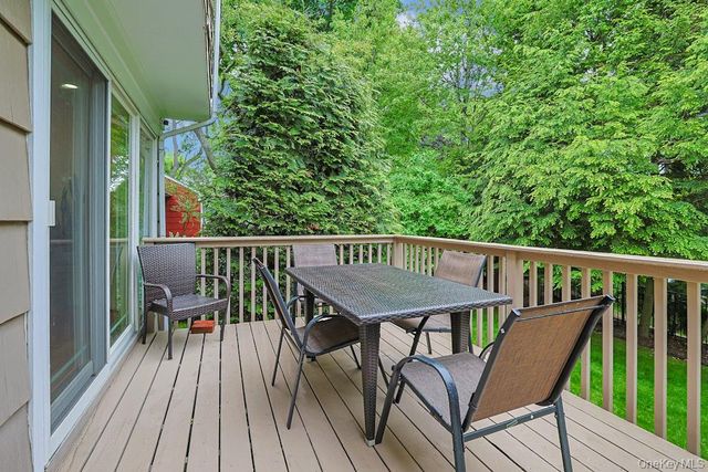 305 Stratton Road, New Rochelle, NY 10804