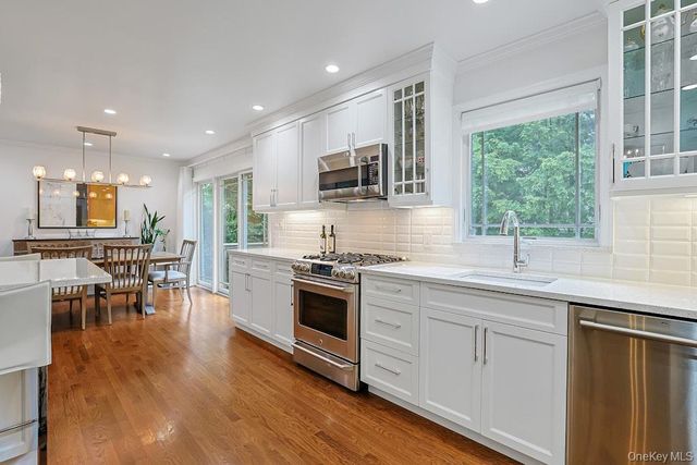 305 Stratton Road, New Rochelle, NY 10804