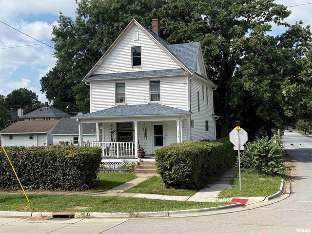 2528 FARNAM Street, Davenport, IA 52803
