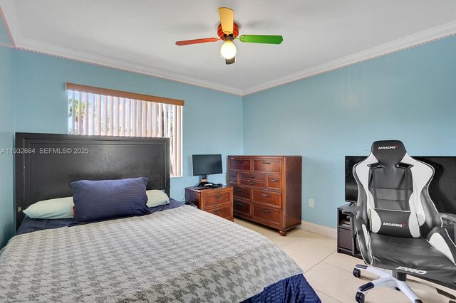 10290 SW 145th Pl, Miami, FL 33186