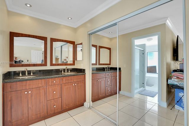 10290 SW 145th Pl, Miami, FL 33186