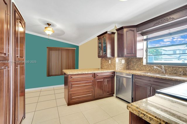 10290 SW 145th Pl, Miami, FL 33186