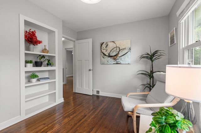 6045 Oakland Avenue, Minneapolis, MN 55417