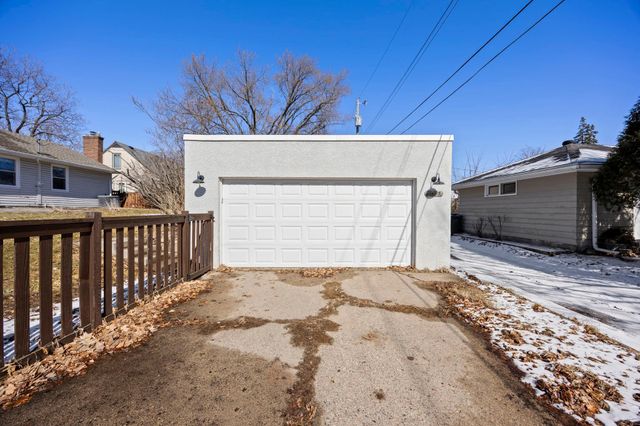 6045 Oakland Avenue, Minneapolis, MN 55417