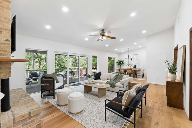 1425 Oates Drive, Dallas, TX 75228