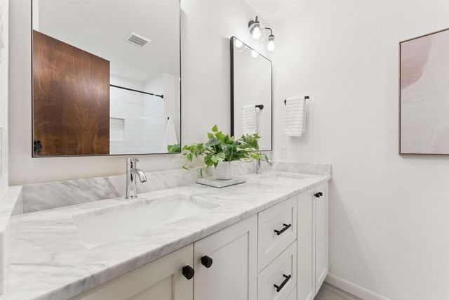 1425 Oates Drive, Dallas, TX 75228