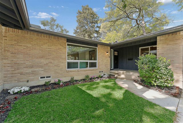 1425 Oates Drive, Dallas, TX 75228