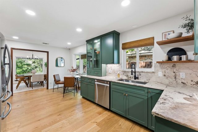 1425 Oates Drive, Dallas, TX 75228