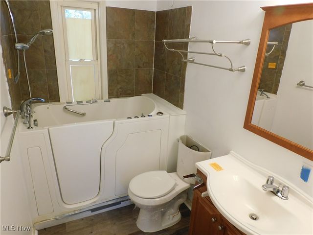 3210 Quentin Drive, Youngstown, OH 44511