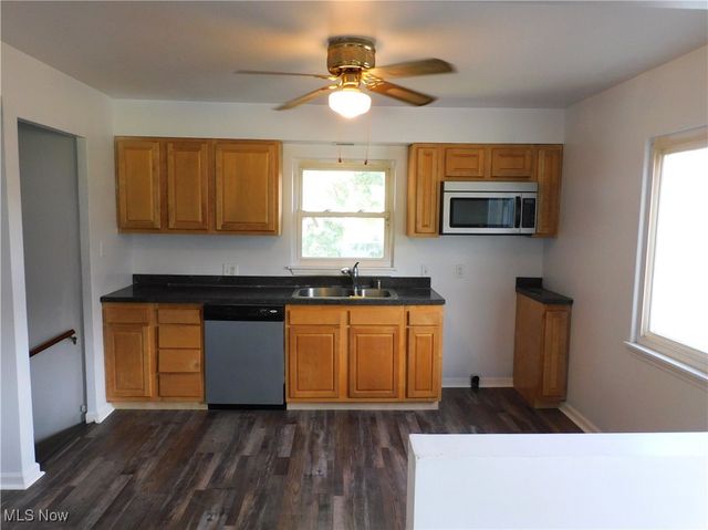 3210 Quentin Drive, Youngstown, OH 44511