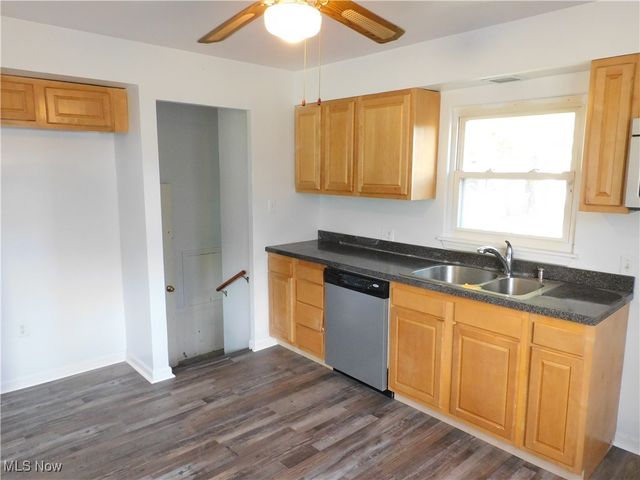 3210 Quentin Drive, Youngstown, OH 44511