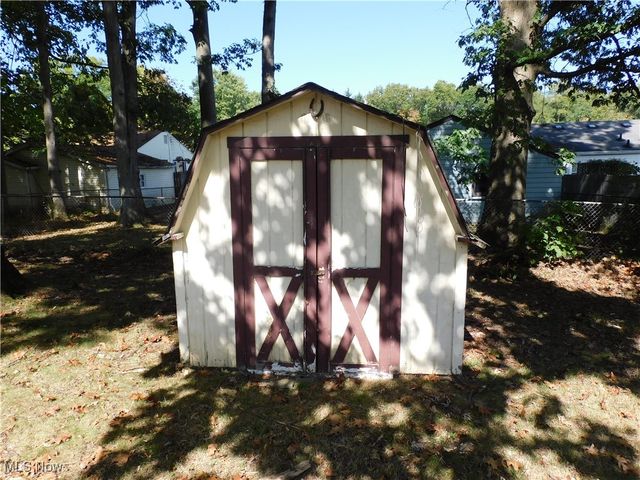 3210 Quentin Drive, Youngstown, OH 44511