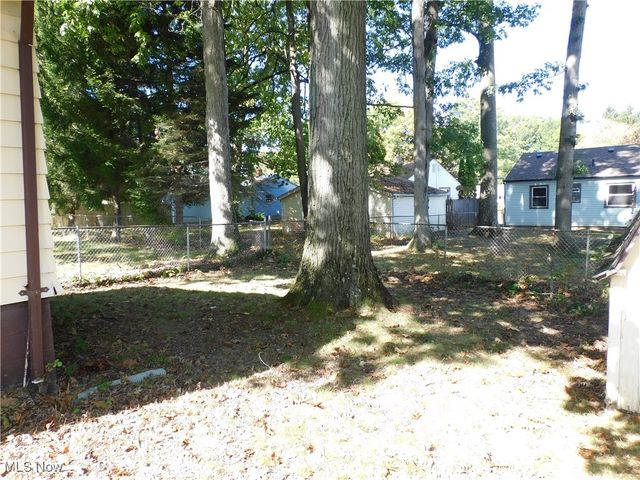 3210 Quentin Drive, Youngstown, OH 44511