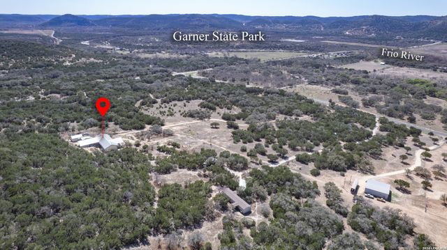 190 Fm 2748, Concan, TX 78838