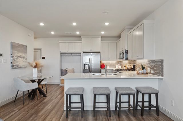 320 Parkside Drive, Argyle, TX 76226