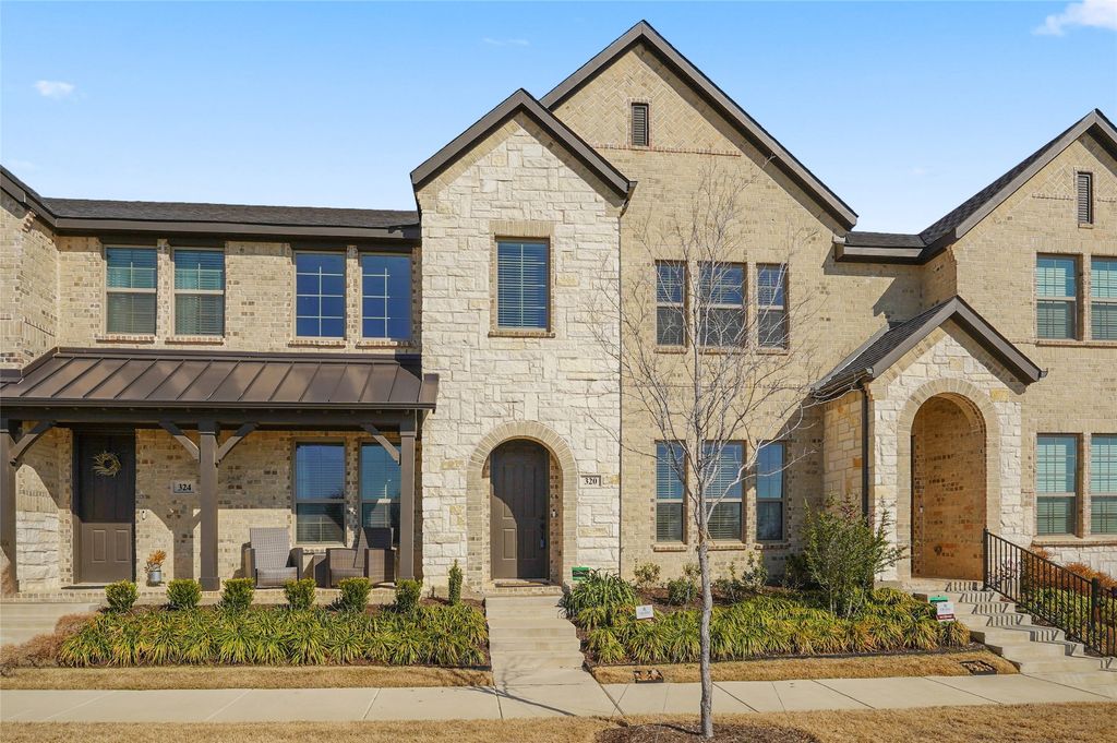 320 Parkside Drive, Argyle, TX 76226