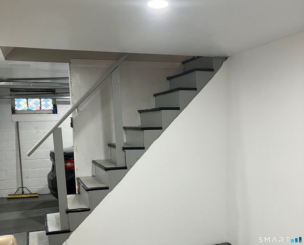 29 Highview Street, Waterbury, CT 06708