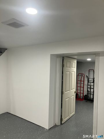 29 Highview Street, Waterbury, CT 06708