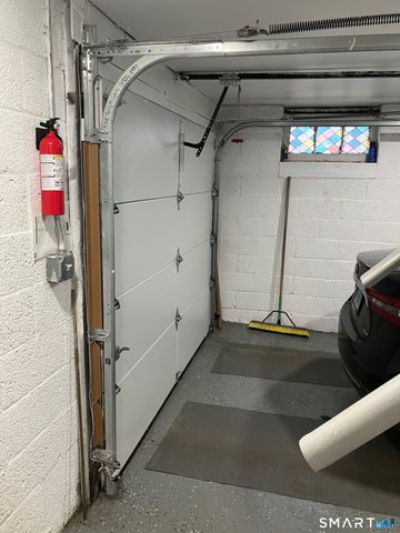 29 Highview Street, Waterbury, CT 06708