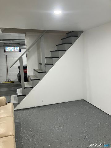 29 Highview Street, Waterbury, CT 06708