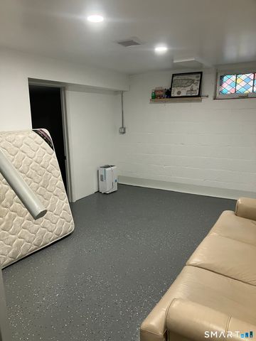 29 Highview Street, Waterbury, CT 06708